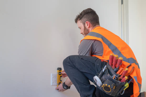 Best Licensed Electrician  in Solana Beach, CA